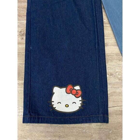 SHEIN x Hello Kitty Jeans Wide Leg Pants Women’s Size Medium - Picture 2 of 7